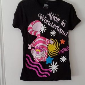 **2 FOR $5.00 DISNEY GRAPHIC TEES** Bundle !